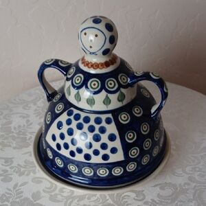 Vintage Boleslawiec Handcrafted Polish Pottery Dome Lady Cheese Keeper
